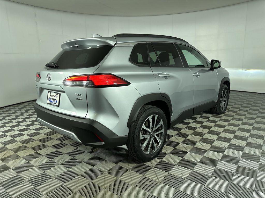 Certified Used 2022 Silver Toyota XLE image 8