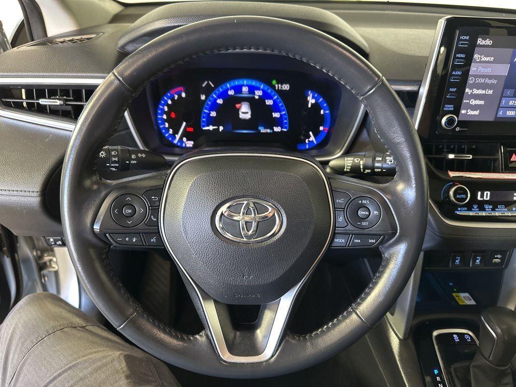 Certified Used 2022 Silver Toyota XLE image 14