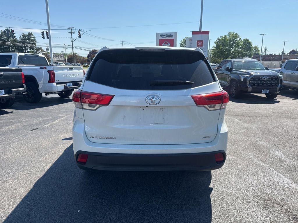 Used 2019 Blizzard Pearl Toyota LE image 7
