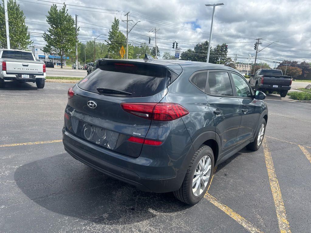 Used 2021 Blue Hyundai SE image 8