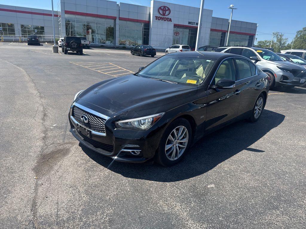 Used 2017 Black Obsidian INFINITI 2.0t Premium image 5
