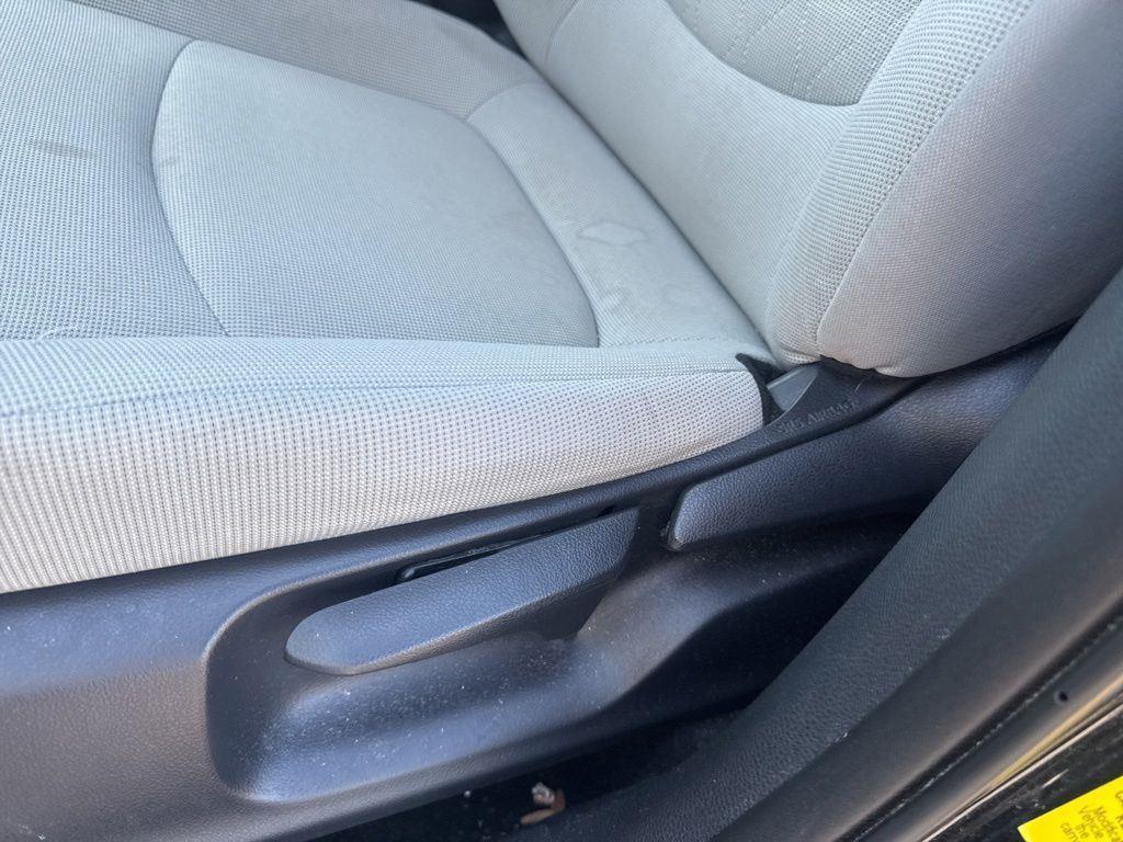 Certified Used 2022 Jet Black Toyota L image 9