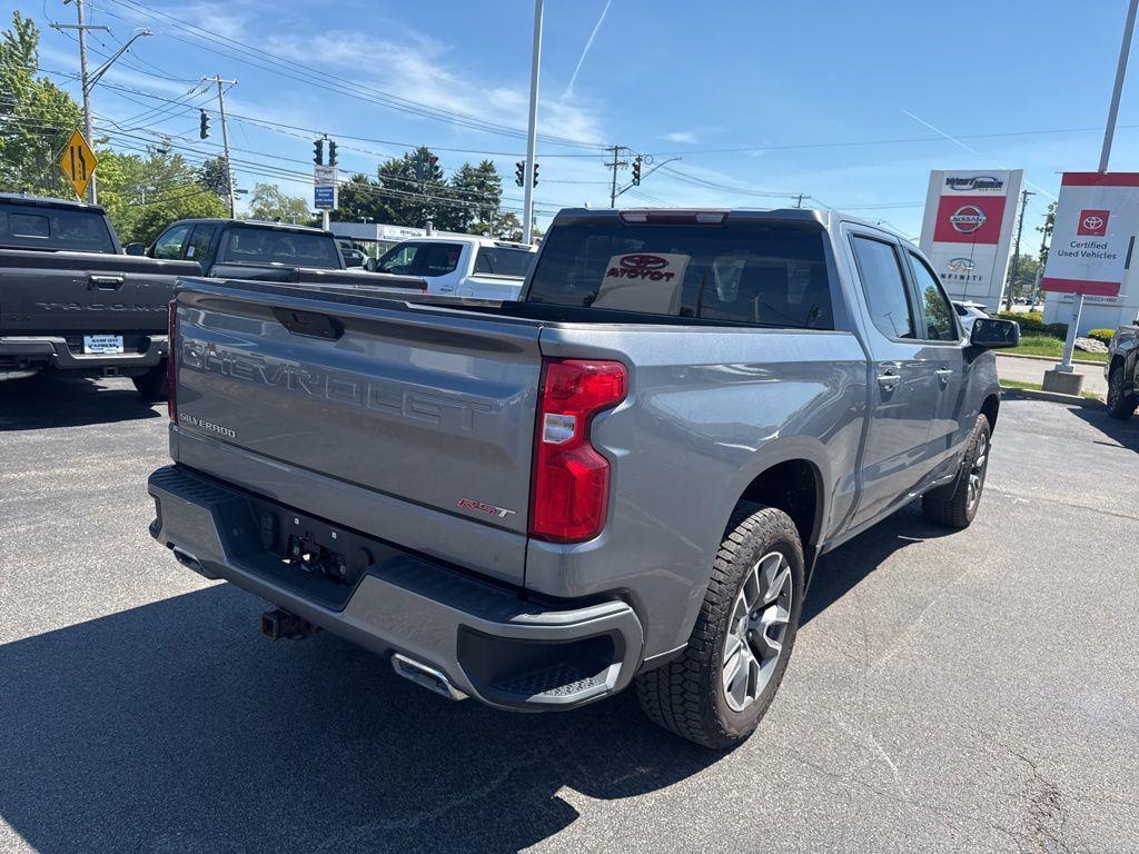 Used 2021 Steel Metallic Chevrolet RST image 8