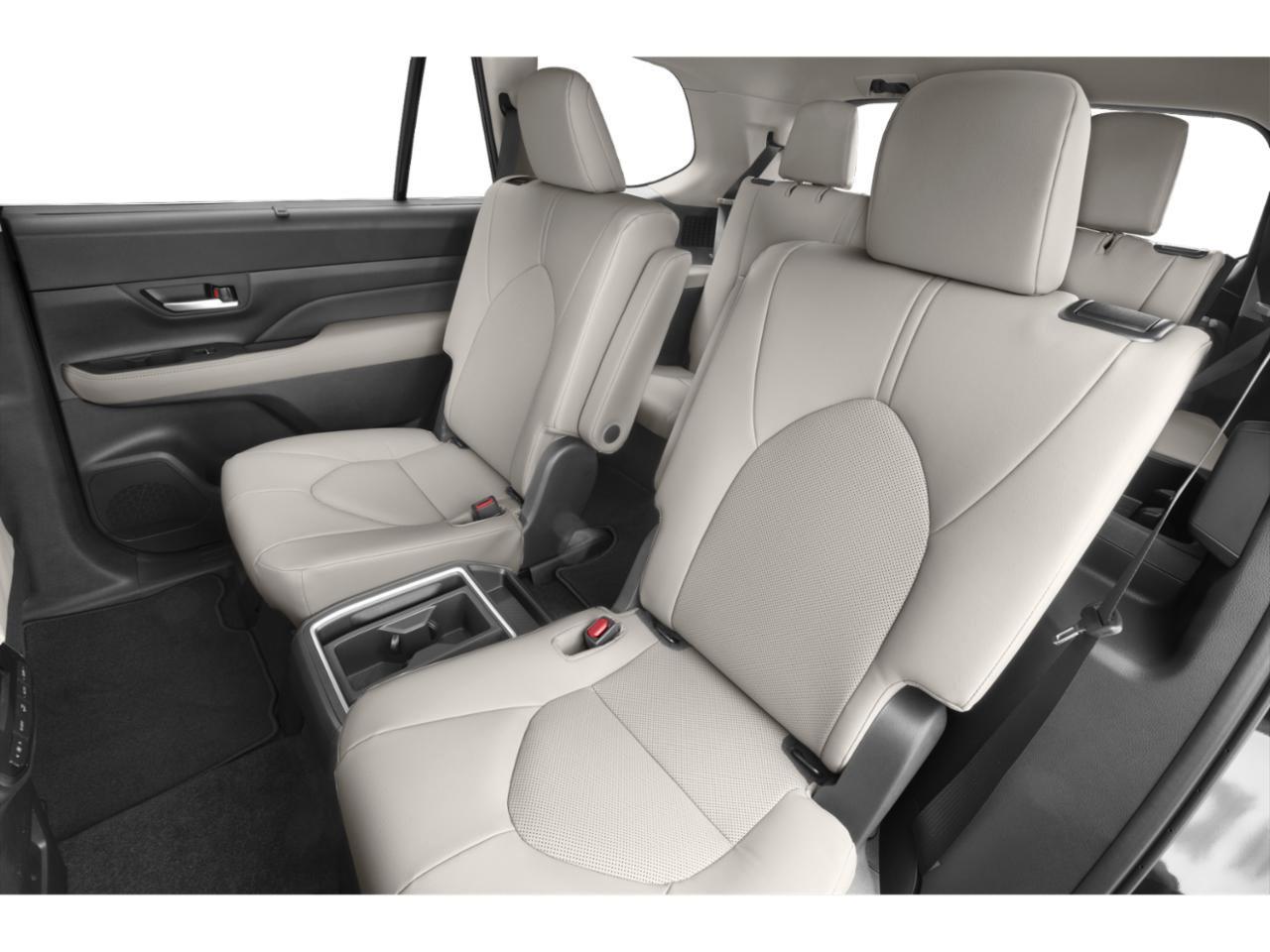 New 2026 Wind Chill Pearl Toyota XLE image 8