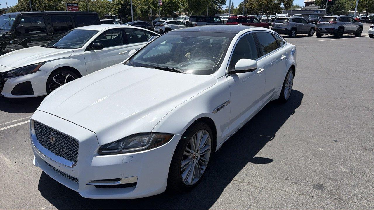 2016 Jaguar XJ-Series XJL Supercharged RWD