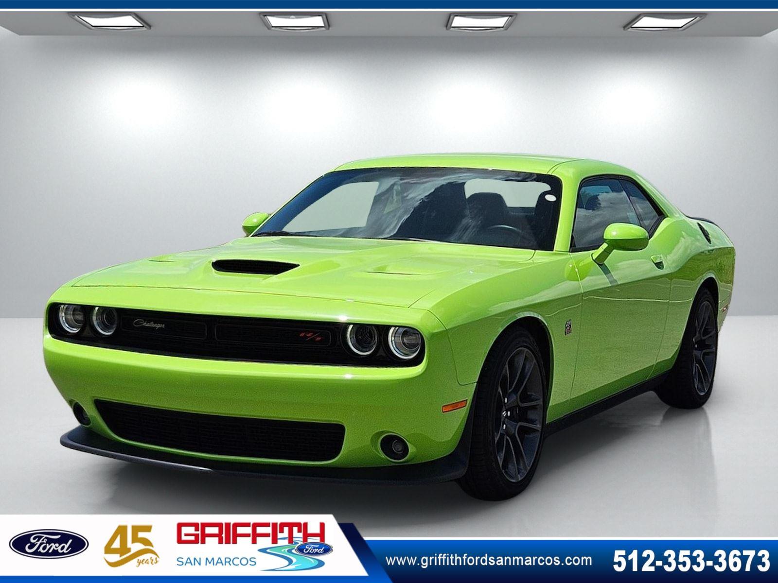 Green (Sublime Metallic Clearcoat) 2023 Dodge Challenger Coupe Rear-Wheel Drive 6-Speed Manual