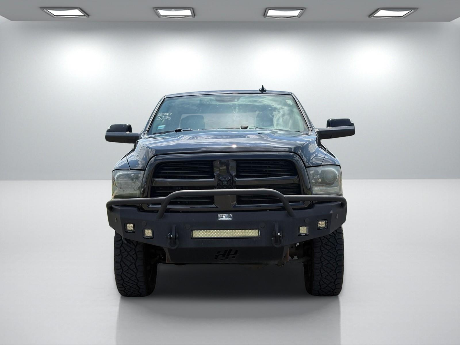Brilliant Black Crystal Pearlcoat 2015 RAM 2500 Pickup Truck Four-Wheel Drive 6-Speed Automatic