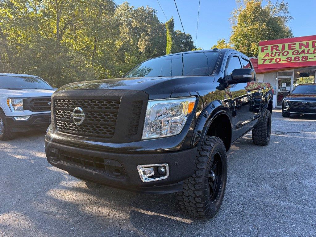 Gray (Magnetic Black) 2018 Nissan Titan Pickup Truck Four-Wheel Drive Automatic