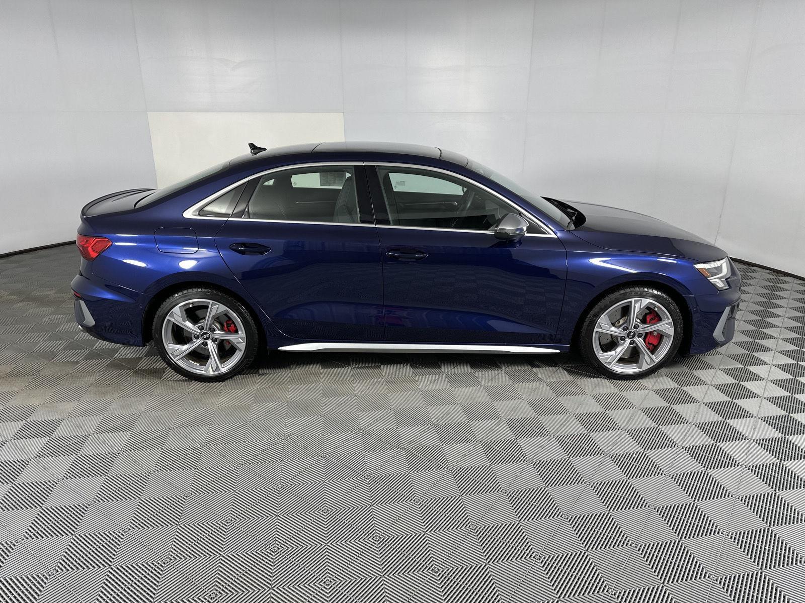 Used 2023 Navarra Blue Metallic Audi Premium Plus image 4