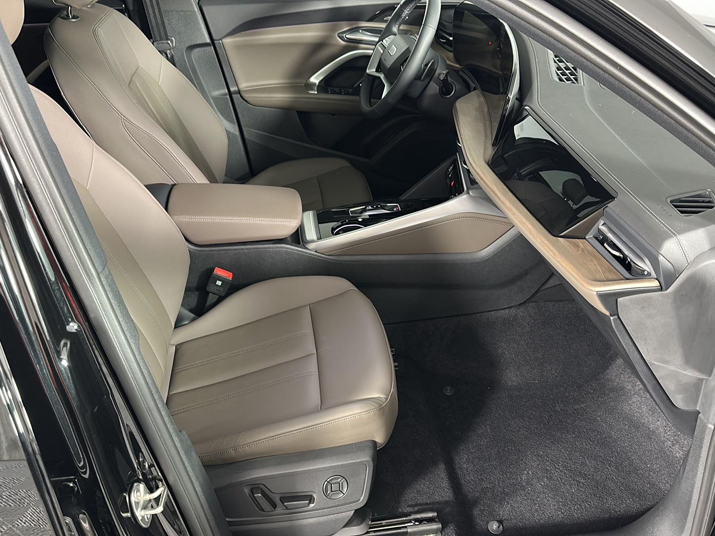 New 2025 Mythos Black Metallic Audi Premium Plus image 6