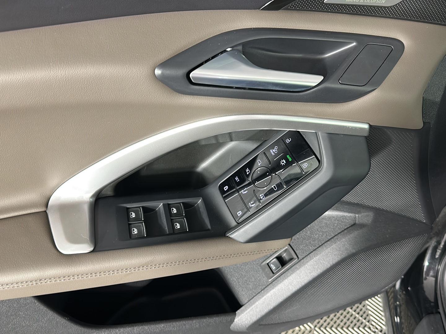 New 2025 Mythos Black Metallic Audi Premium Plus image 19