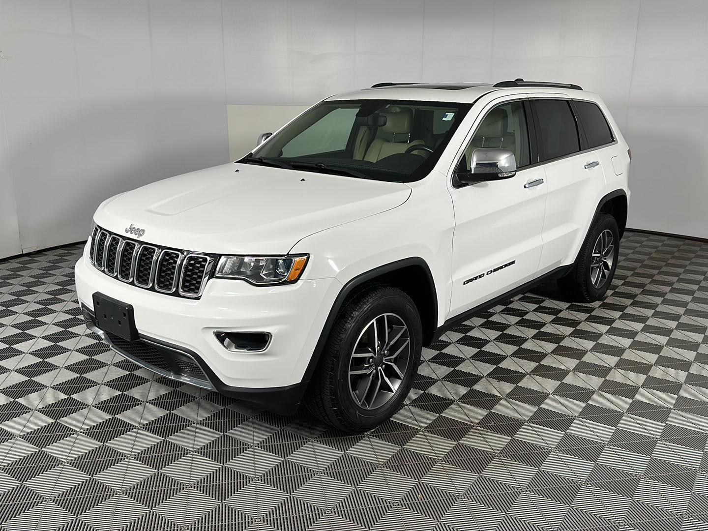 Used 2021 Bright White Clearcoat Jeep Limited image 14