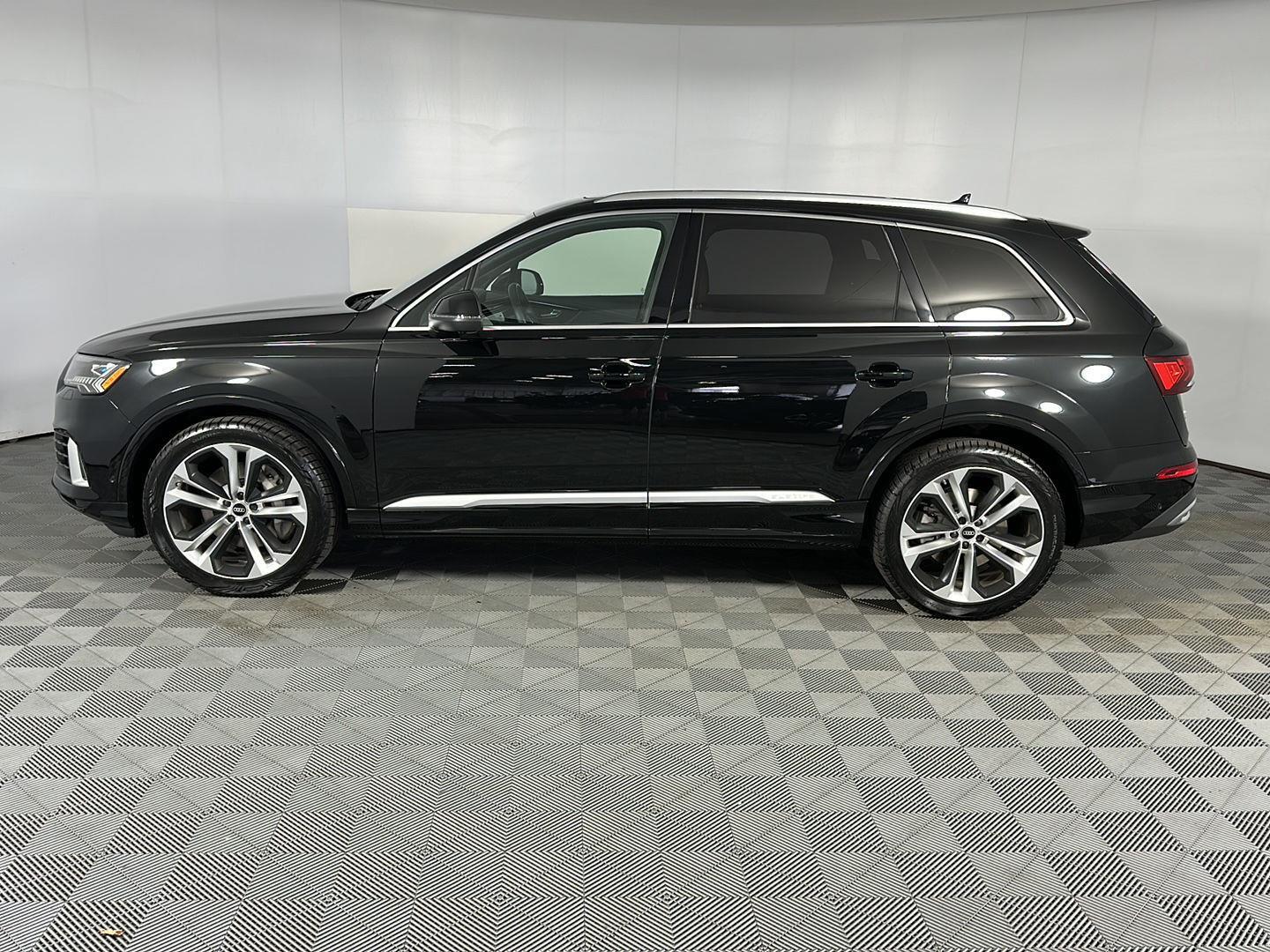 Used 2024 Mythos Black Metallic Audi Prestige image 13