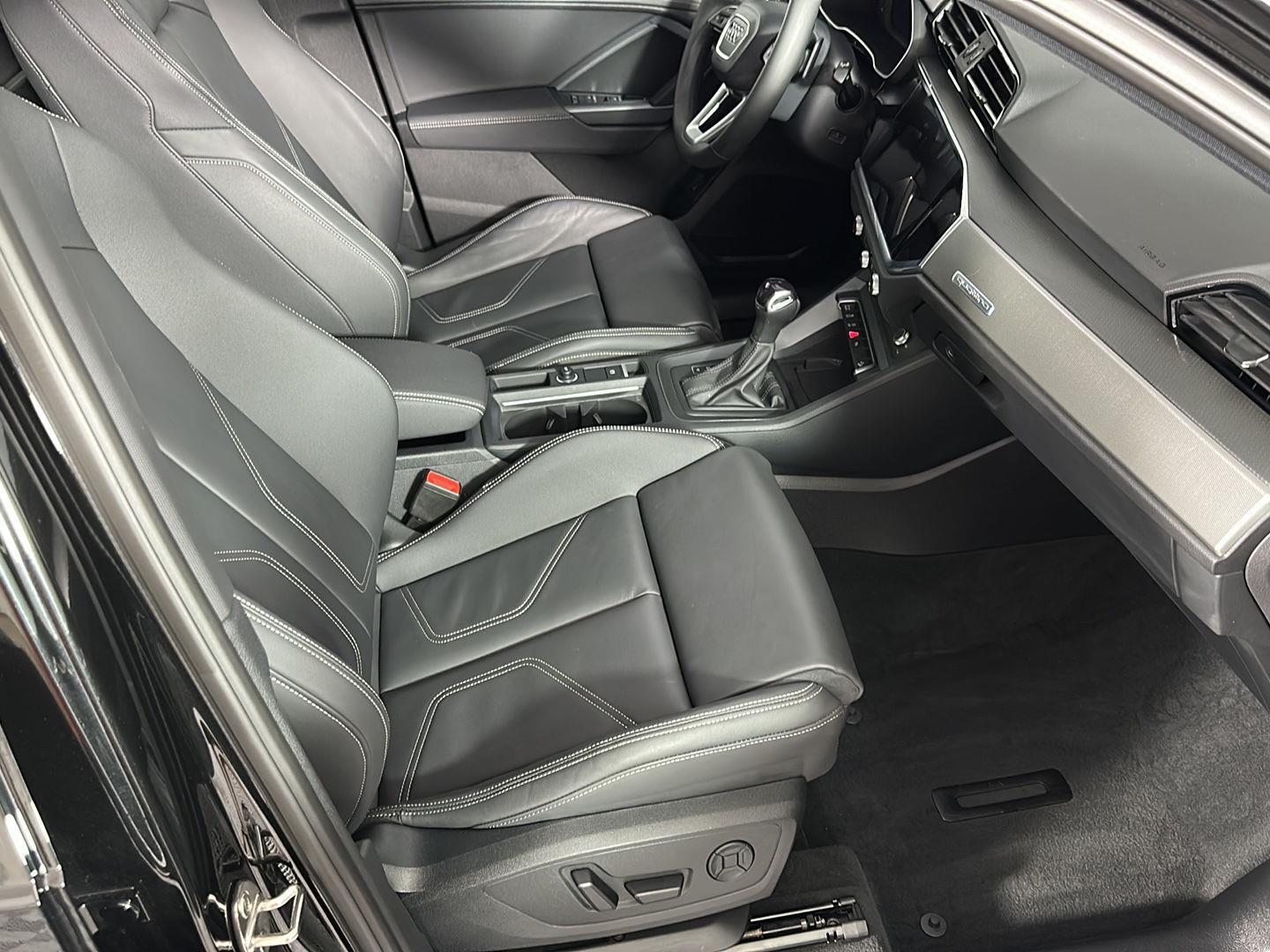 New 2025 Mythos Black Metallic Audi S line Premium image 6