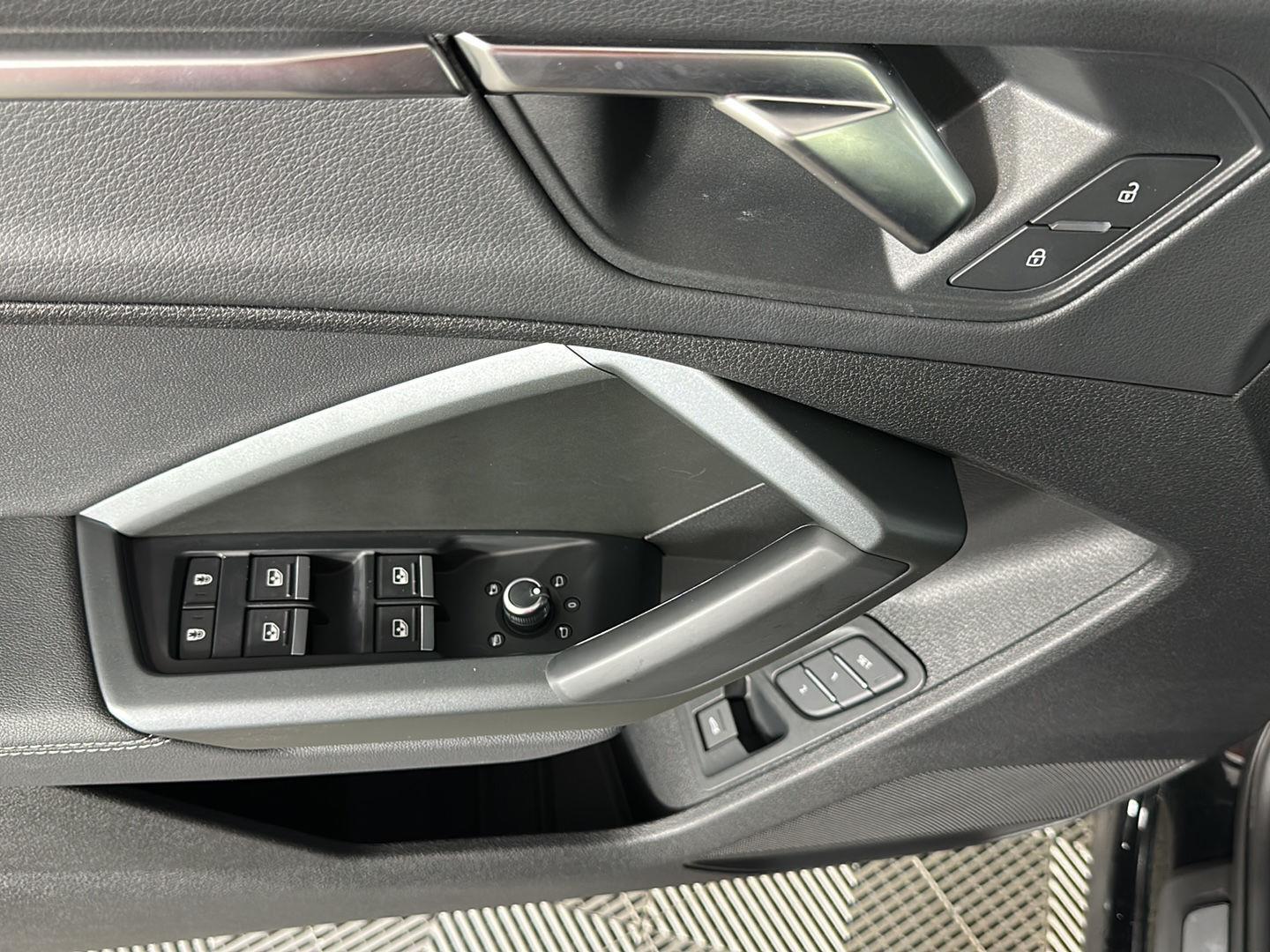 New 2025 Mythos Black Metallic Audi S line Premium image 19