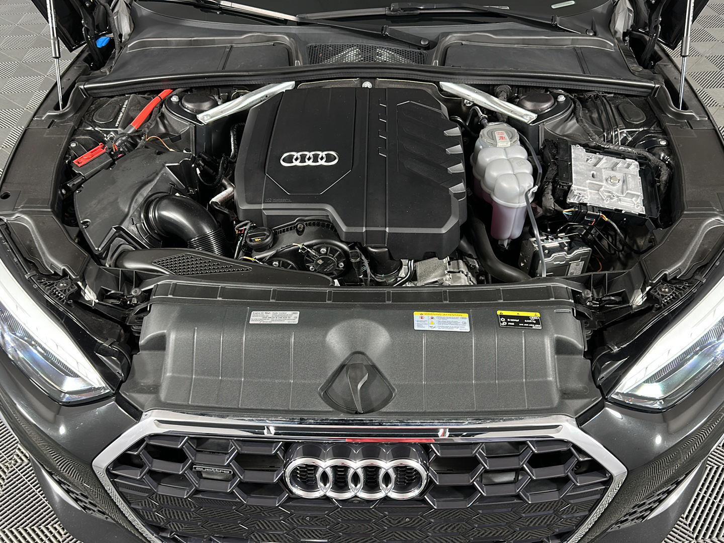 Used 2022 Mythos Black Metallic Audi S line Premium Plus image 3