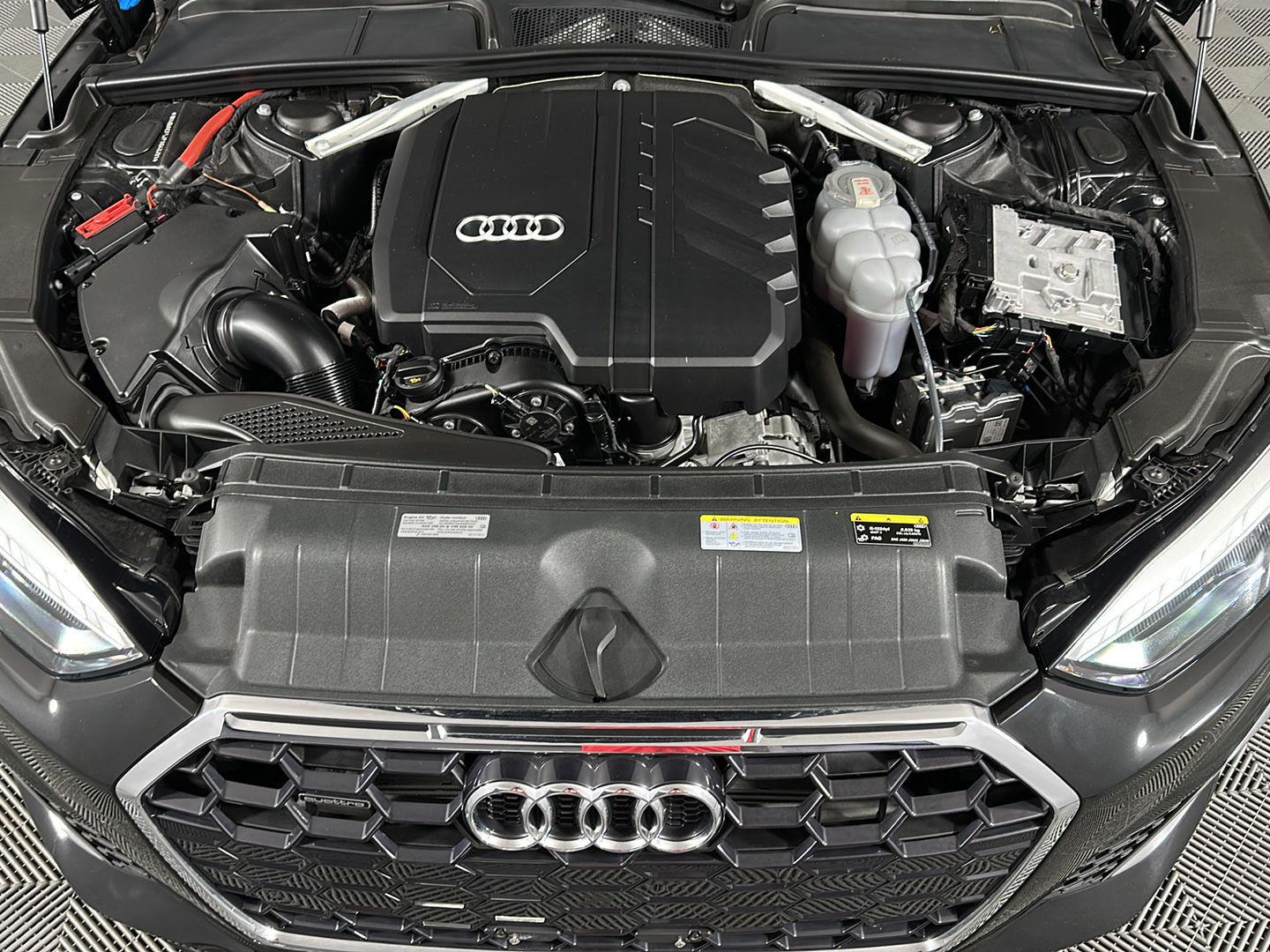 Used 2023 Mythos Black Metallic Audi S line Premium image 3