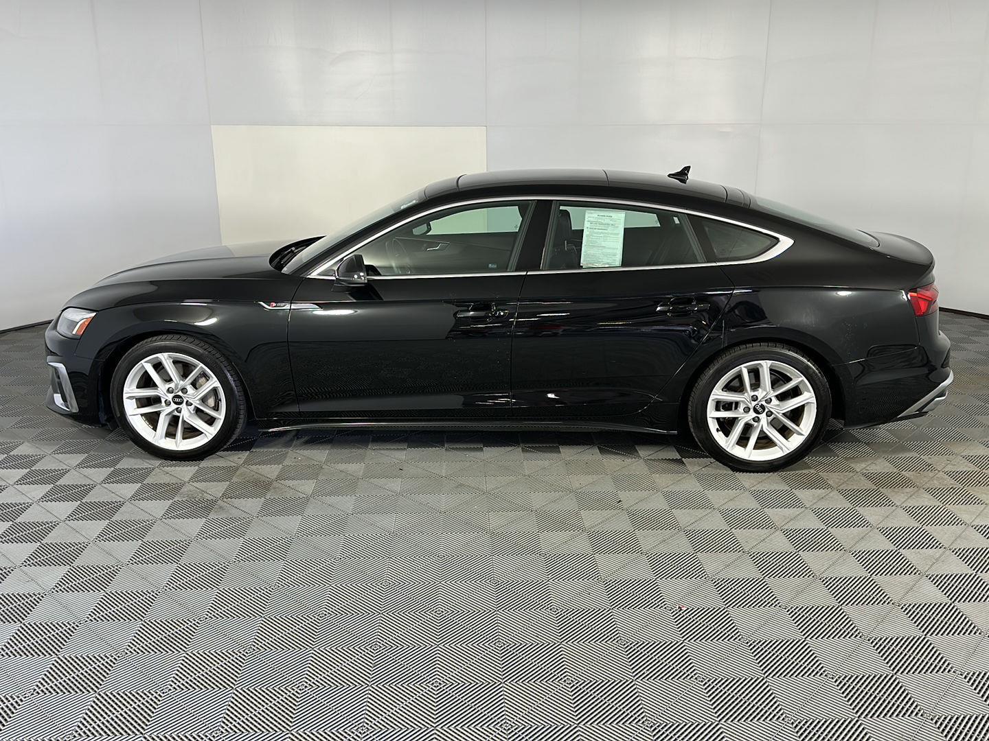 Used 2023 Mythos Black Metallic Audi S line Premium image 13