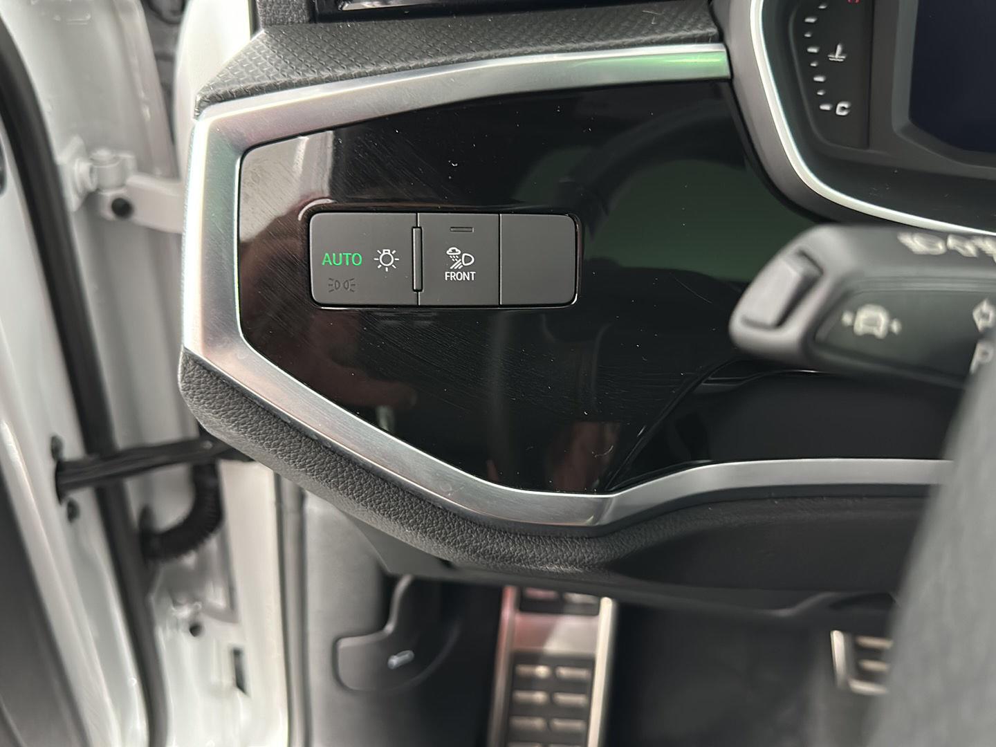 Used 2025  Audi S line Premium Plus image 20
