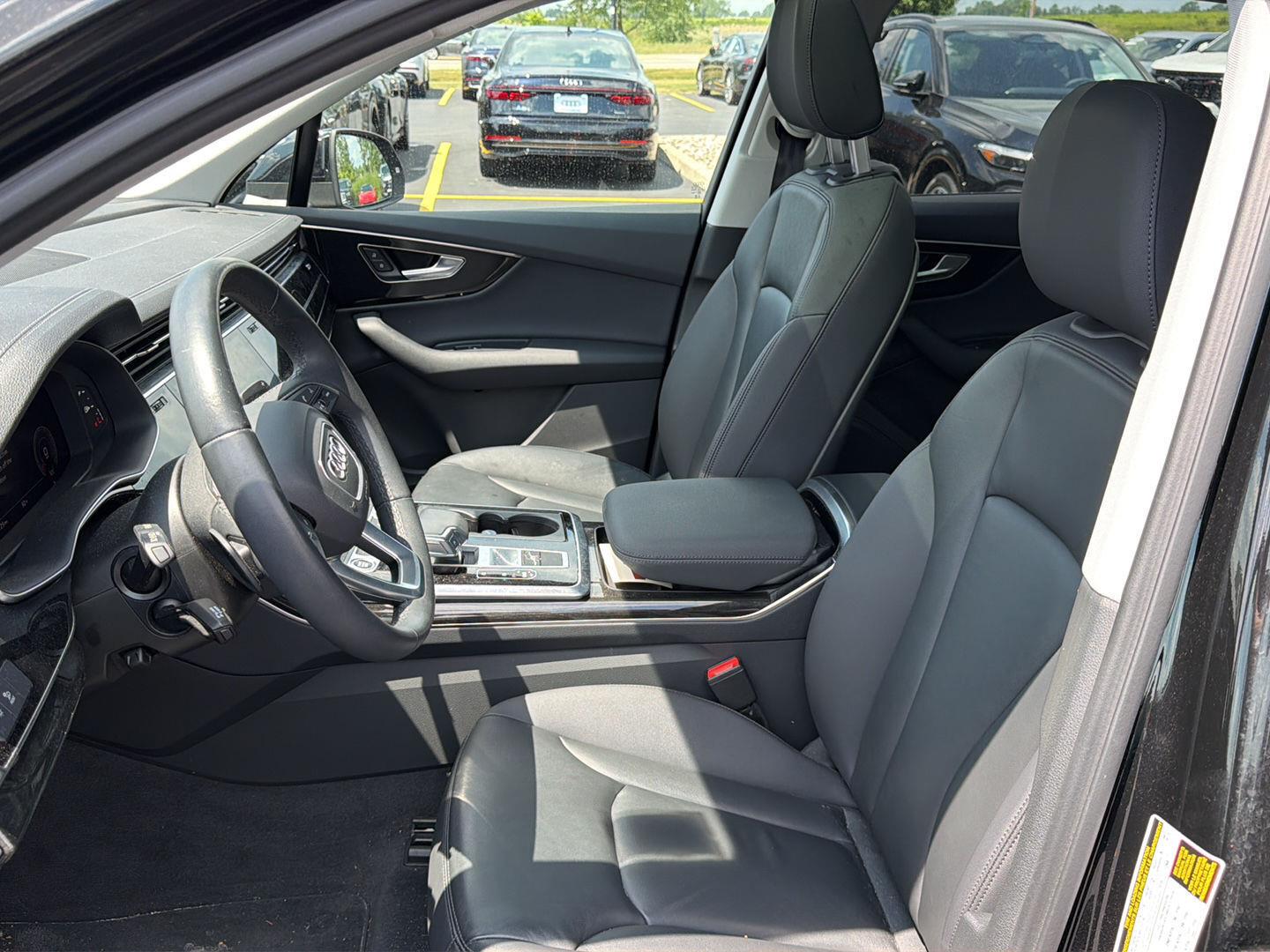 Used 2023 Mythos Black Metallic Audi Premium image 10