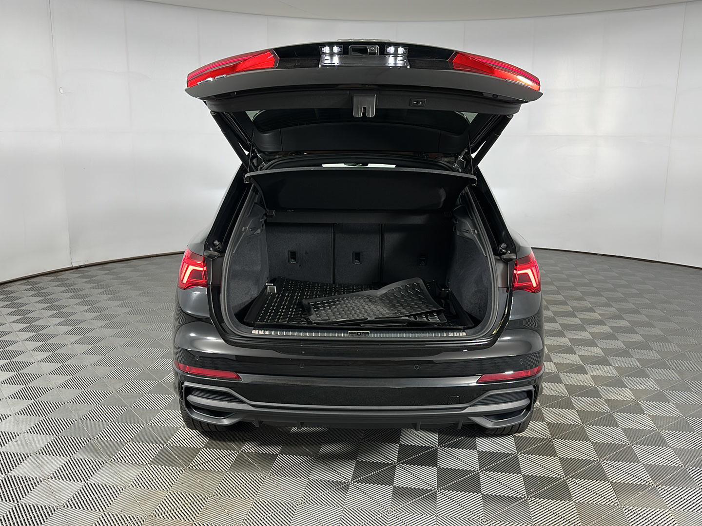 Used 2023 Mythos Black Metallic Audi S line Premium Plus image 8