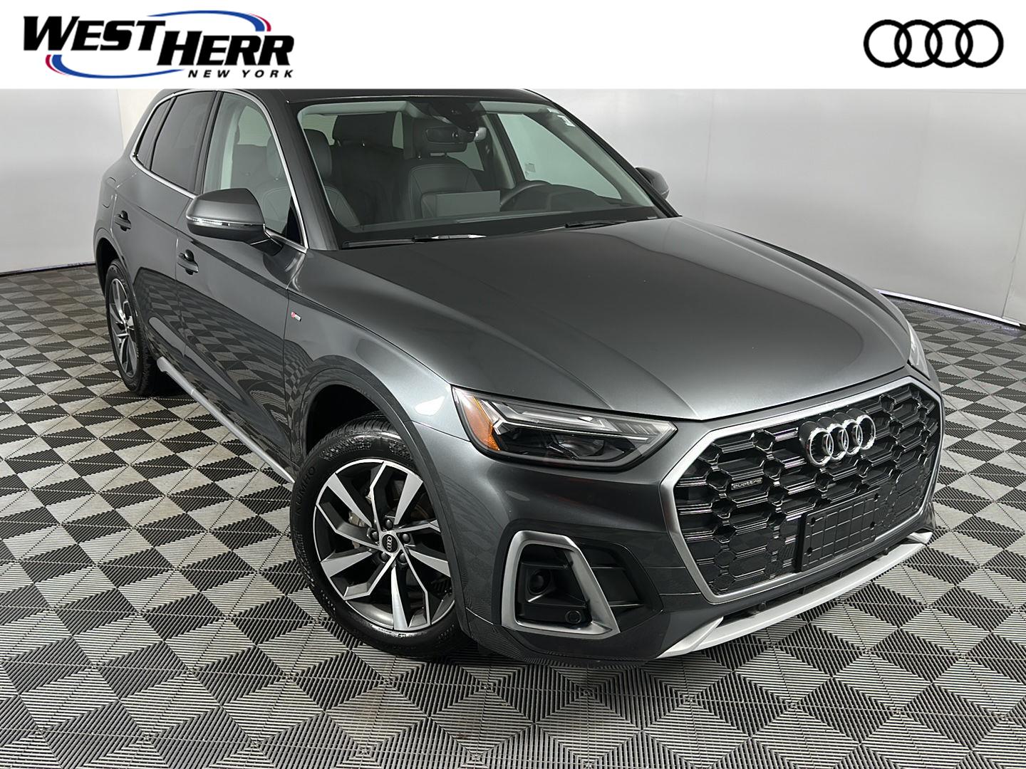 2023 Audi Q5 S line Premium