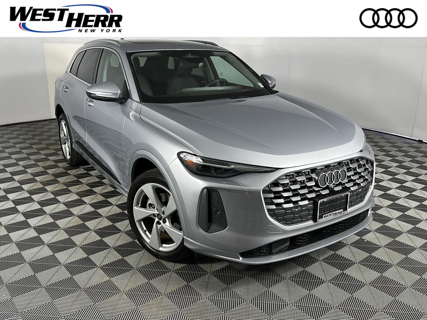 Florett Silver Metallic 2025 Audi Q5 SUV / Crossover All-Wheel Drive Automatic