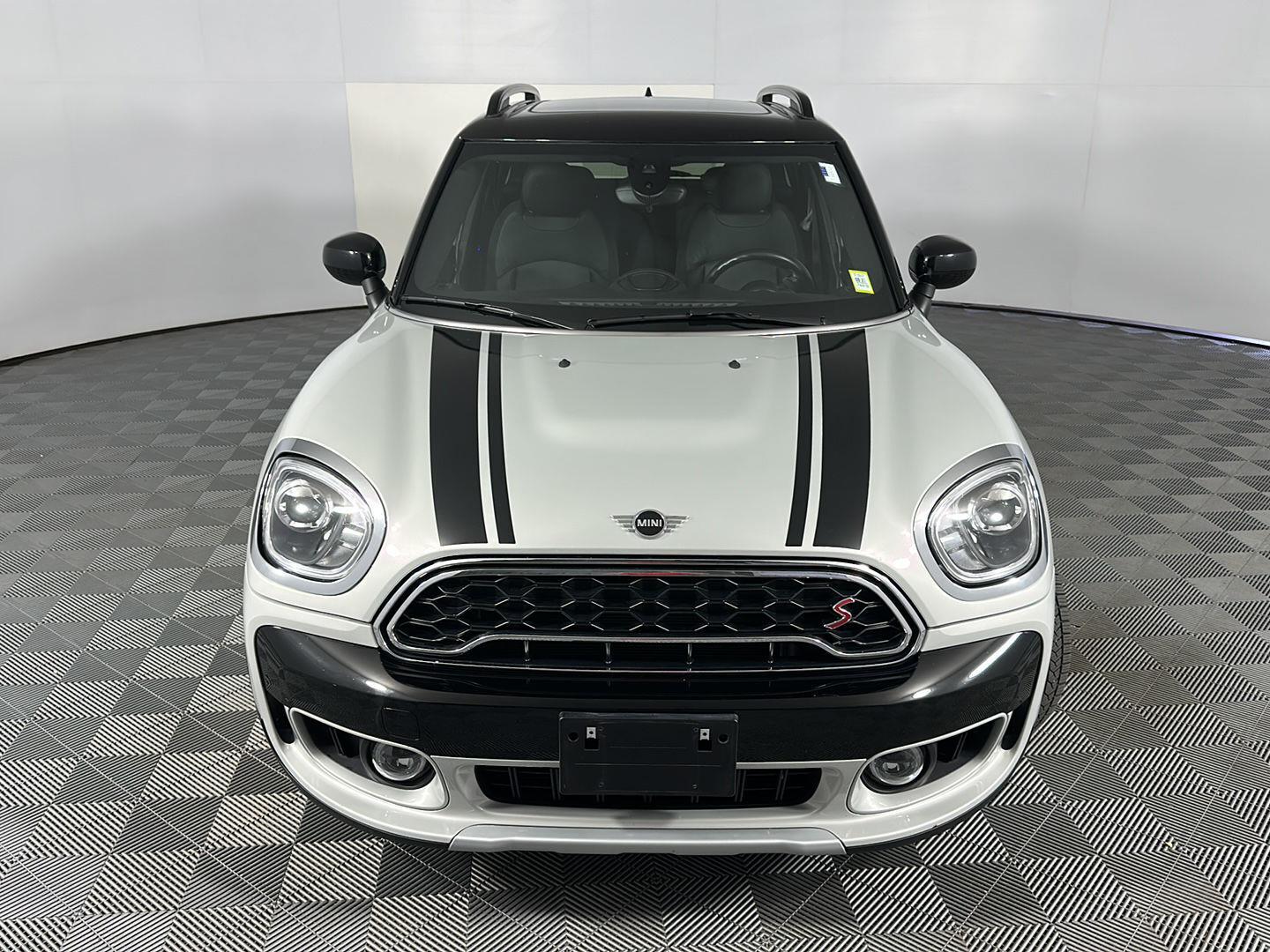 Used 2020 White SIlver Edition MINI Cooper S image 2