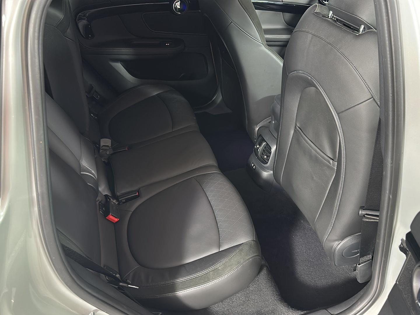 Used 2020 White SIlver Edition MINI Cooper S image 7
