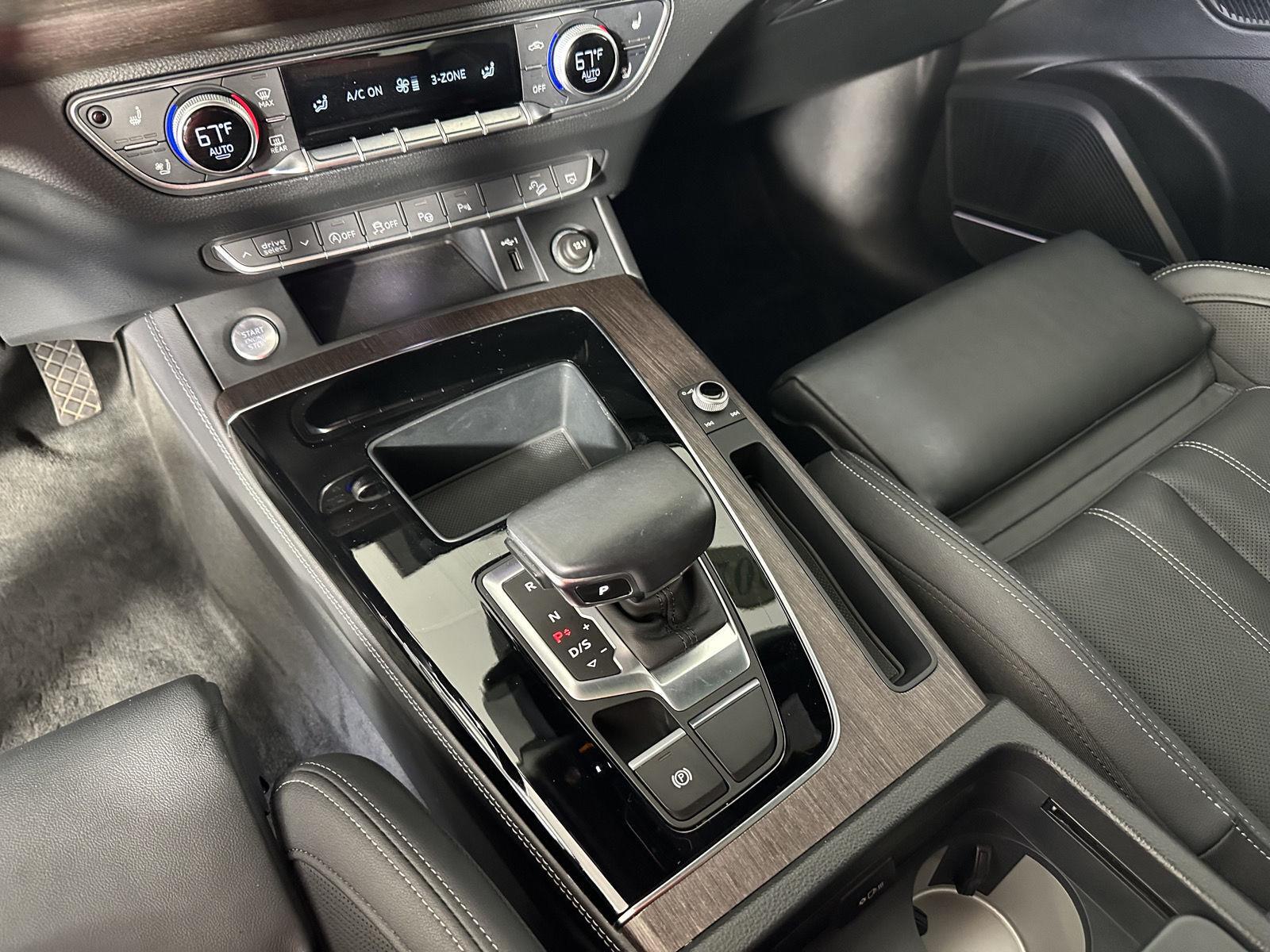 Used 2022 Florett Silver Metallic Audi S line Prestige image 21