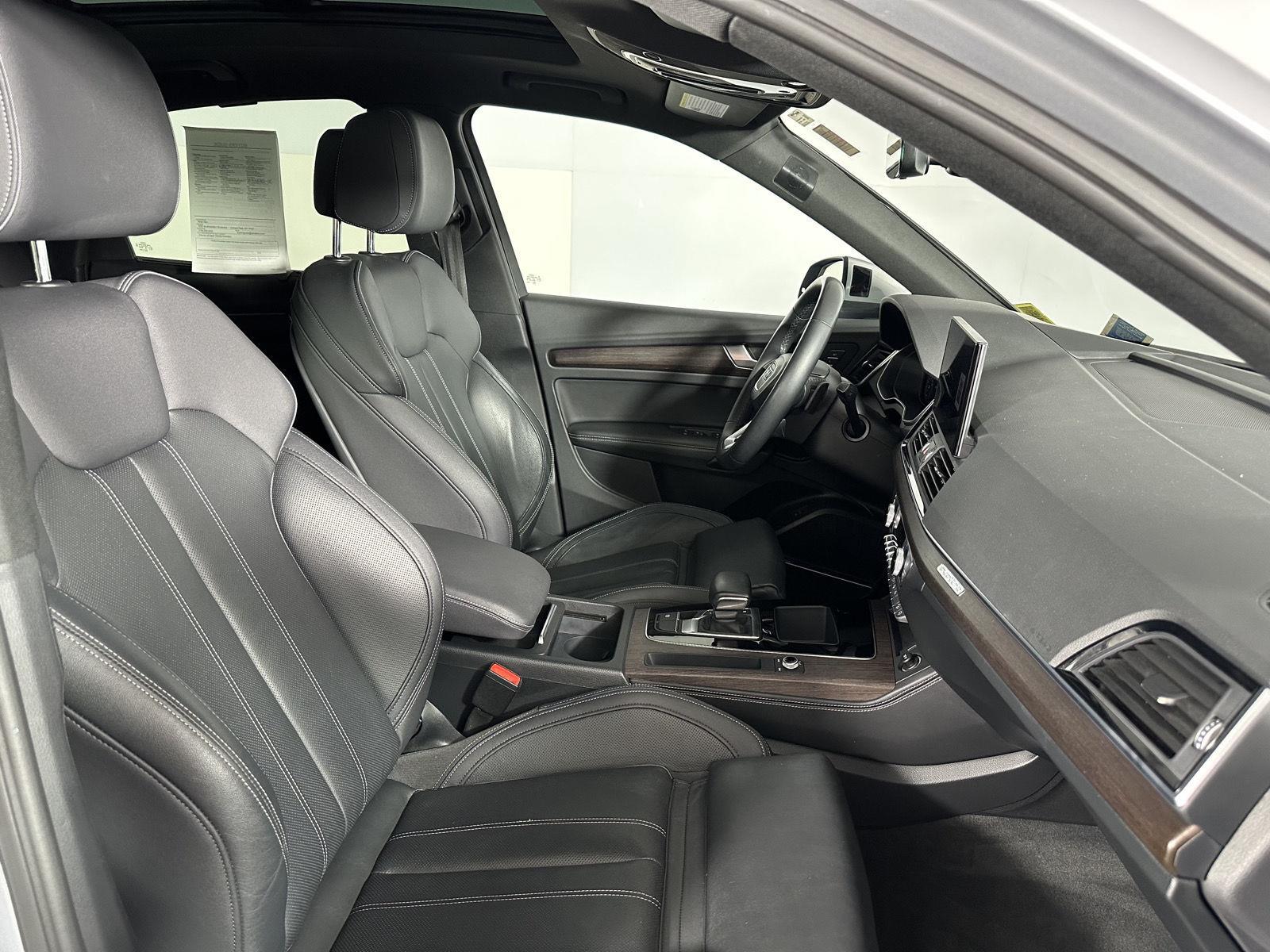 Used 2022 Florett Silver Metallic Audi S line Prestige image 32
