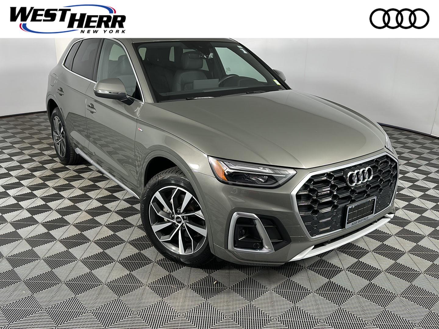 2023 Audi Q5 S line Premium Plus