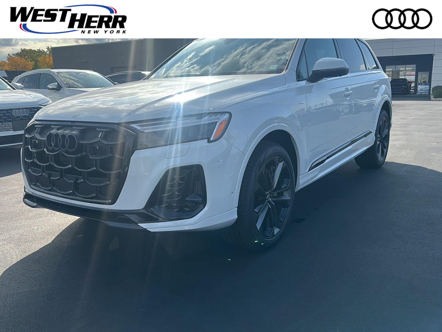 Glacier White Metallic 2026 Audi Q7 SUV / Crossover All-Wheel Drive Automatic