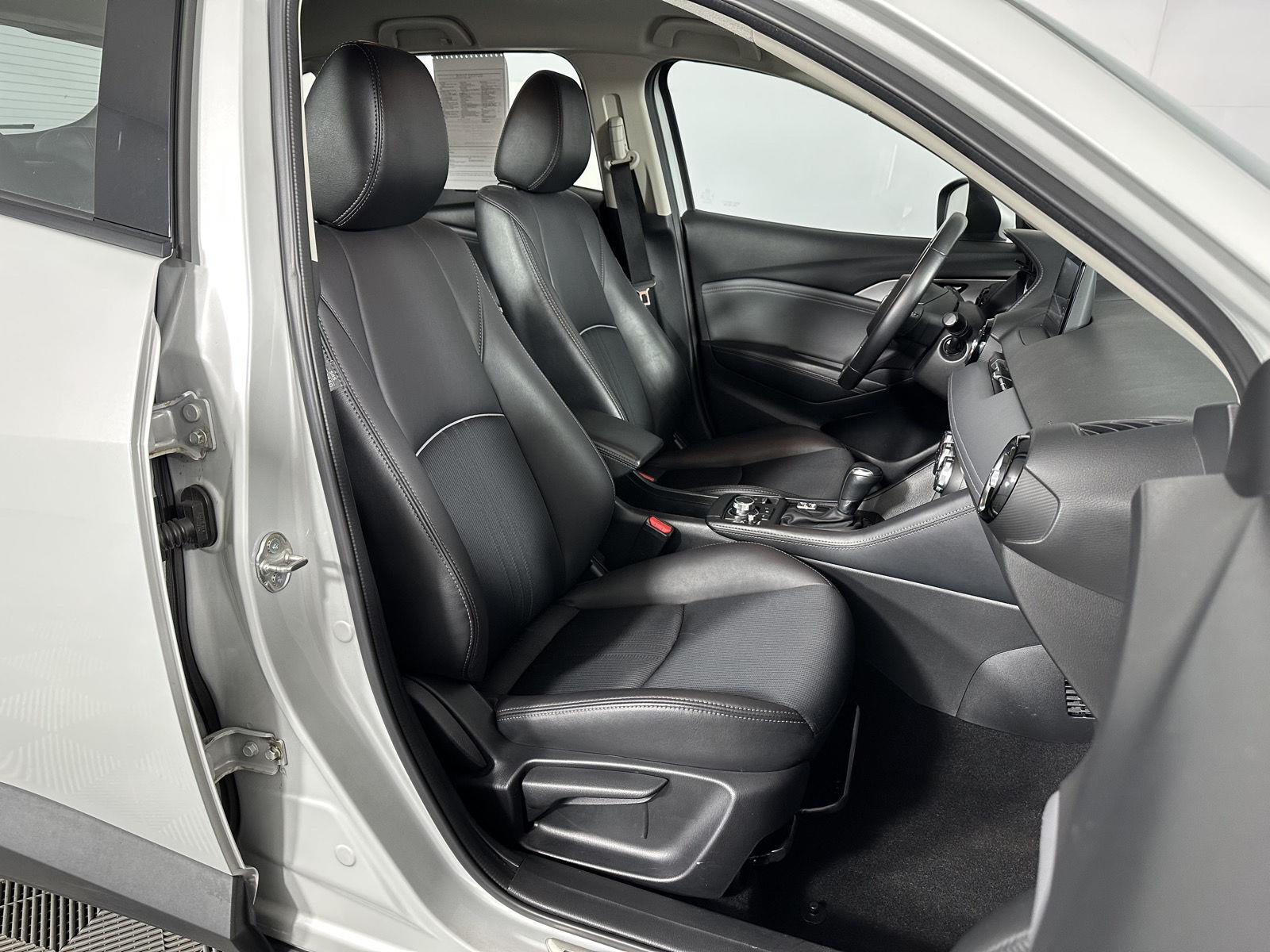 Used 2019 Ceramic Metallic Mazda Touring image 2