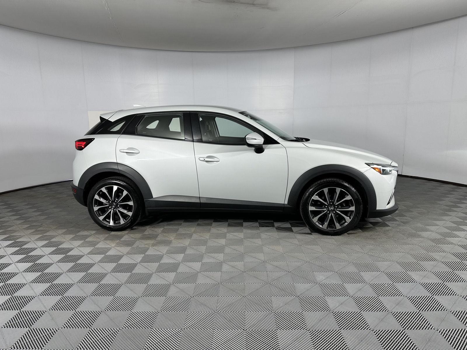 Used 2019 Ceramic Metallic Mazda Touring image 4
