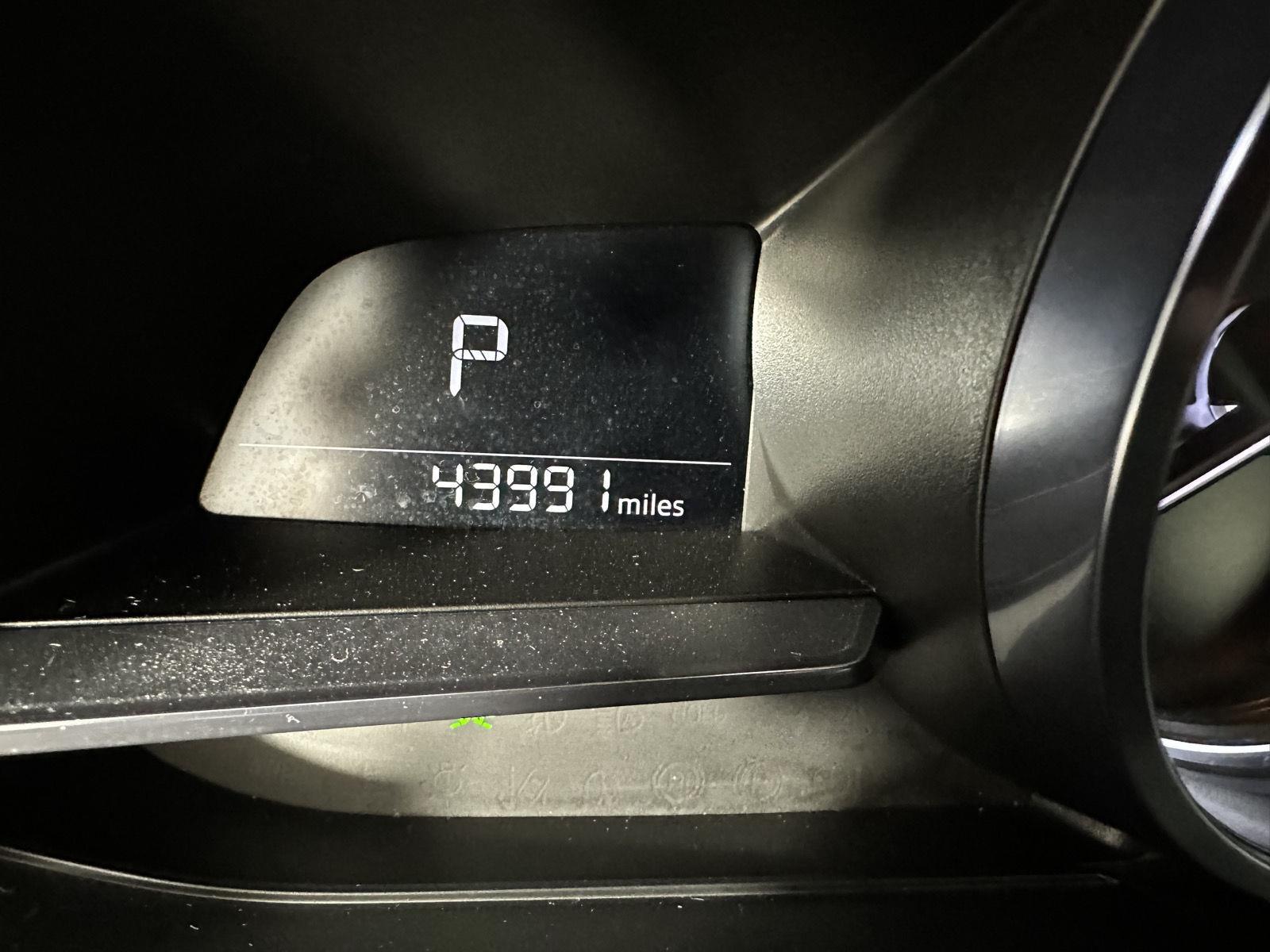 Used 2019 Ceramic Metallic Mazda Touring image 16
