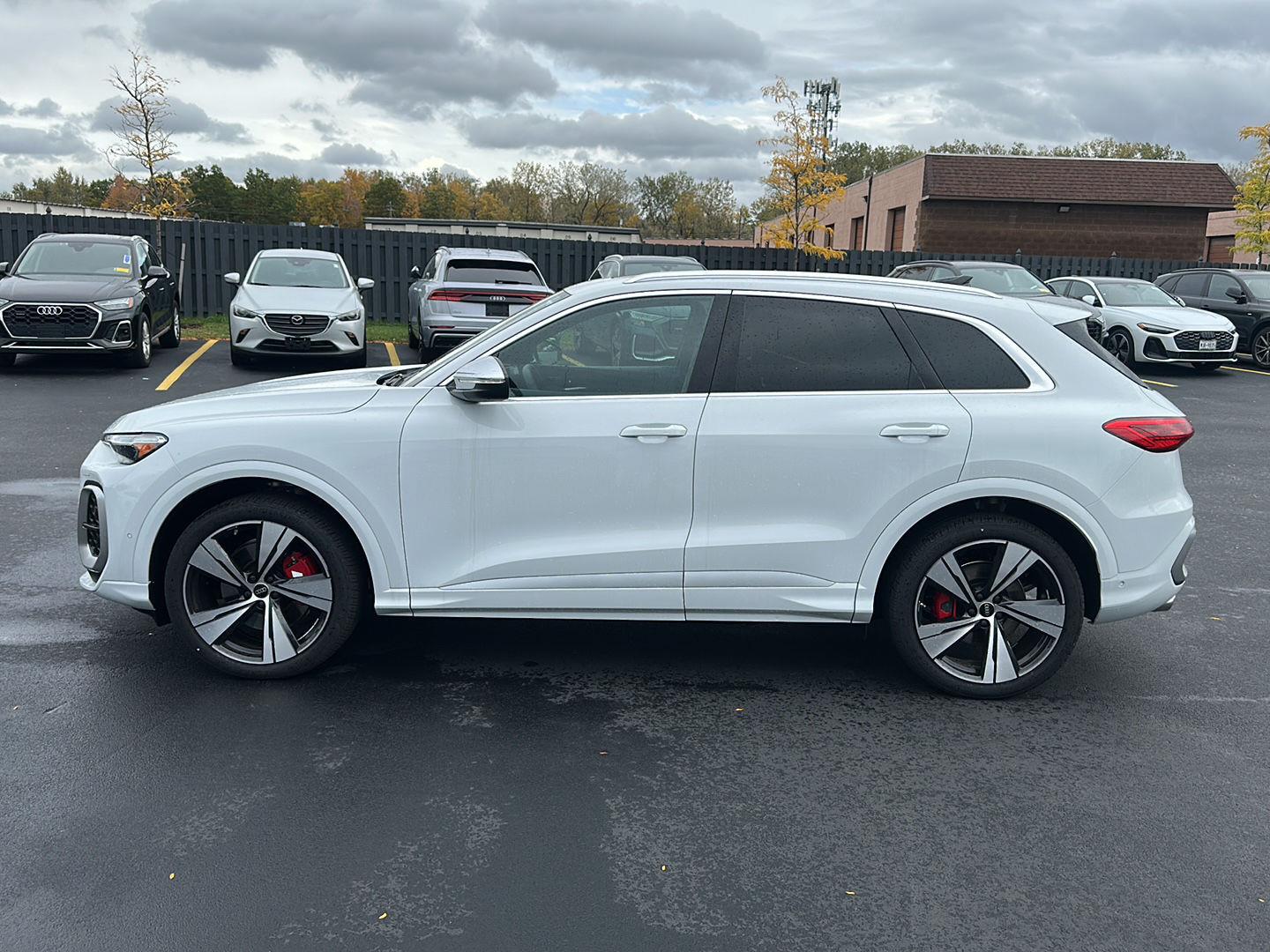 New 2026 Glacier White Metallic Audi Premium Plus image 15