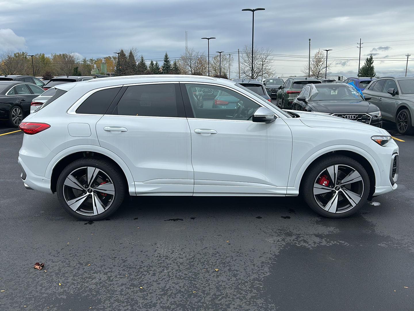 New 2026 Glacier White Metallic Audi Premium Plus image 19