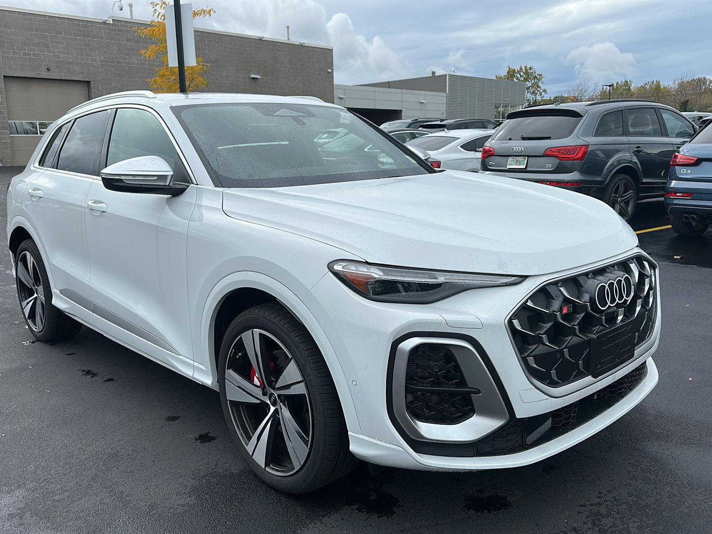 New 2026 Glacier White Metallic Audi Premium Plus image 20