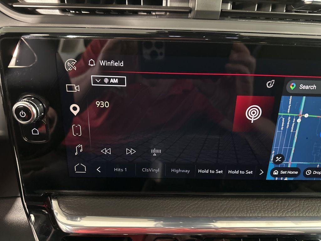 Used 2025 Onyx Black GMC Denali image 34