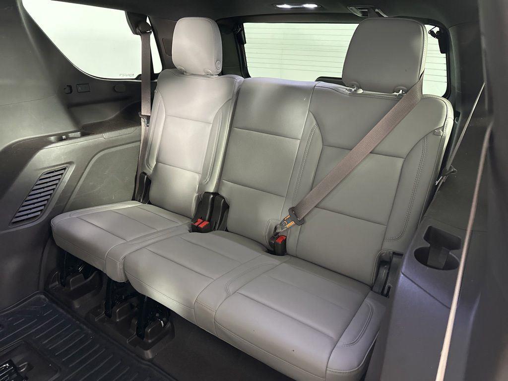 Used 2023 Pearl Chevrolet Z71 image 19