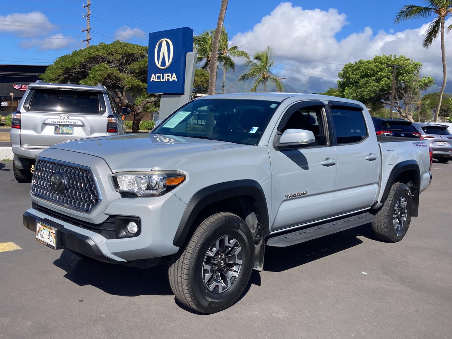 Gray 2019 Toyota Tacoma Pickup Truck 4X2 6-Speed Automatic