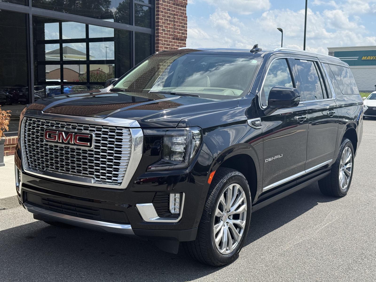 Onyx Black 2023 GMC Yukon XL SUV / Crossover Four-Wheel Drive Automatic