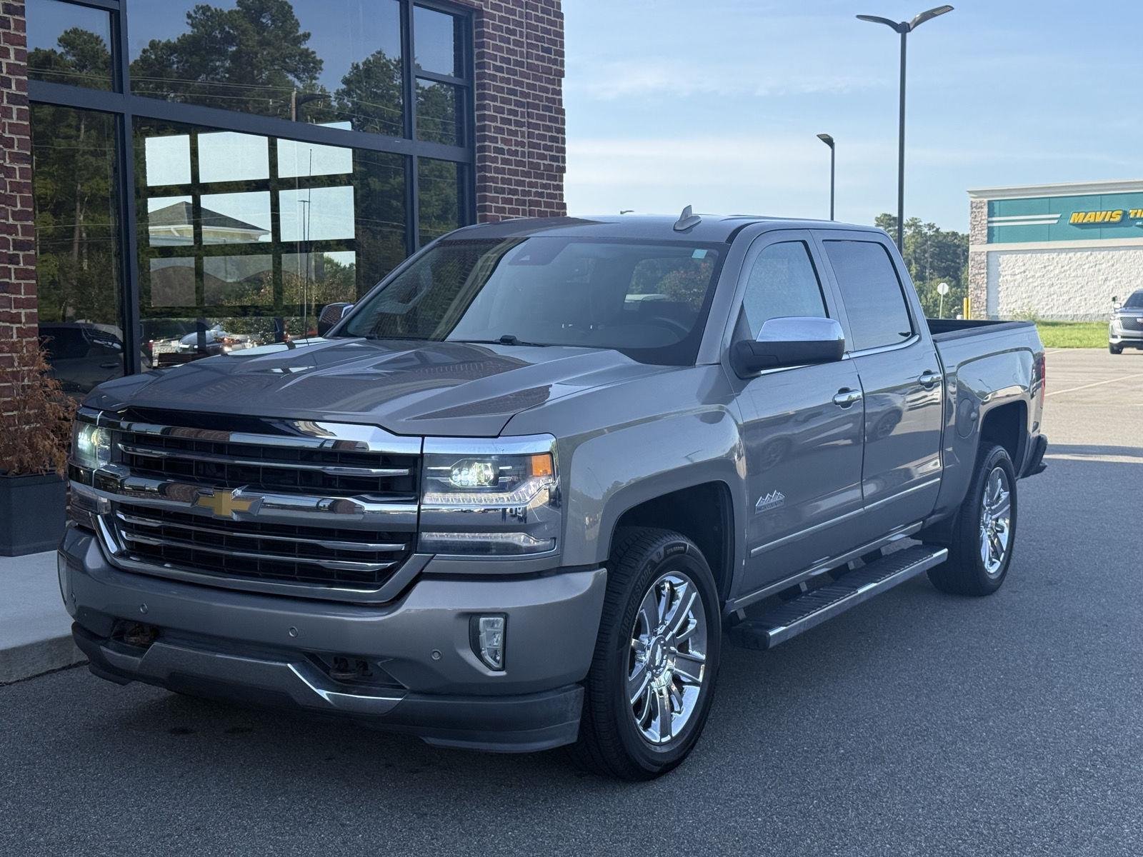 Pepperdust Metallic 2017 Chevrolet Silverado 1500 Pickup Truck Four-Wheel Drive 8-Speed Automatic
