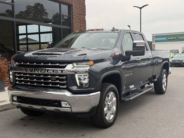 Shadow Gray Metallic 2020 Chevrolet Silverado 3500HD Pickup Truck Four-Wheel Drive Automatic