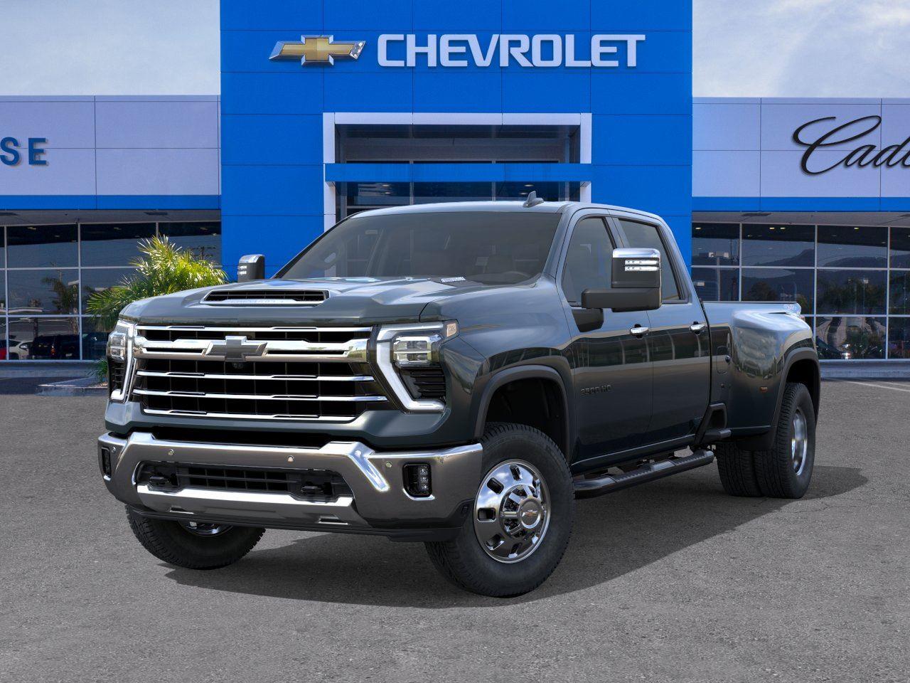 View vehicle photo 6
