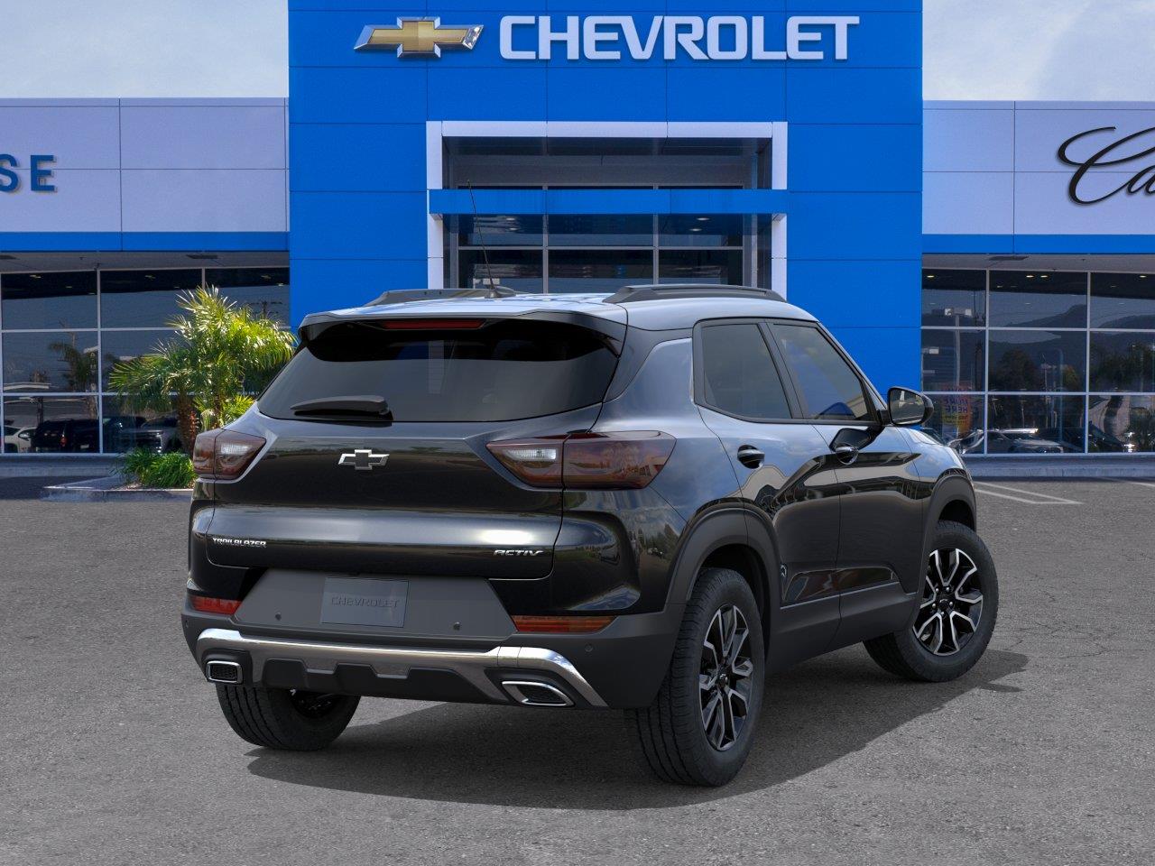 View vehicle photo 4