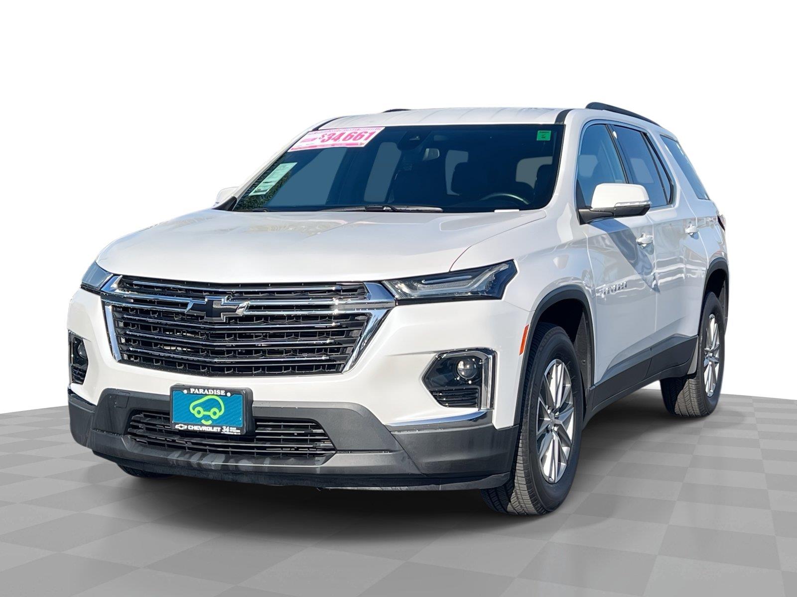 White (Iridescent Pearl Tricoat) 2023 Chevrolet Traverse SUV / Crossover Front-Wheel Drive 9-Speed Automatic