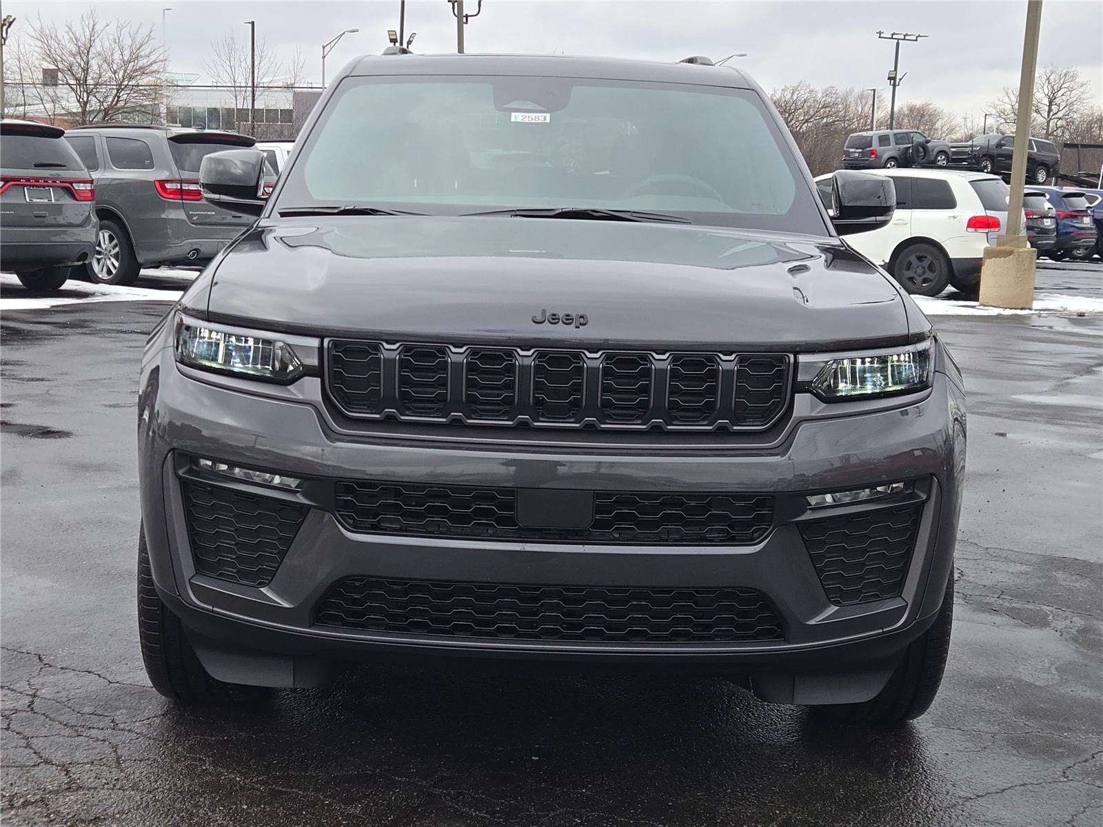 View vehicle photo 4