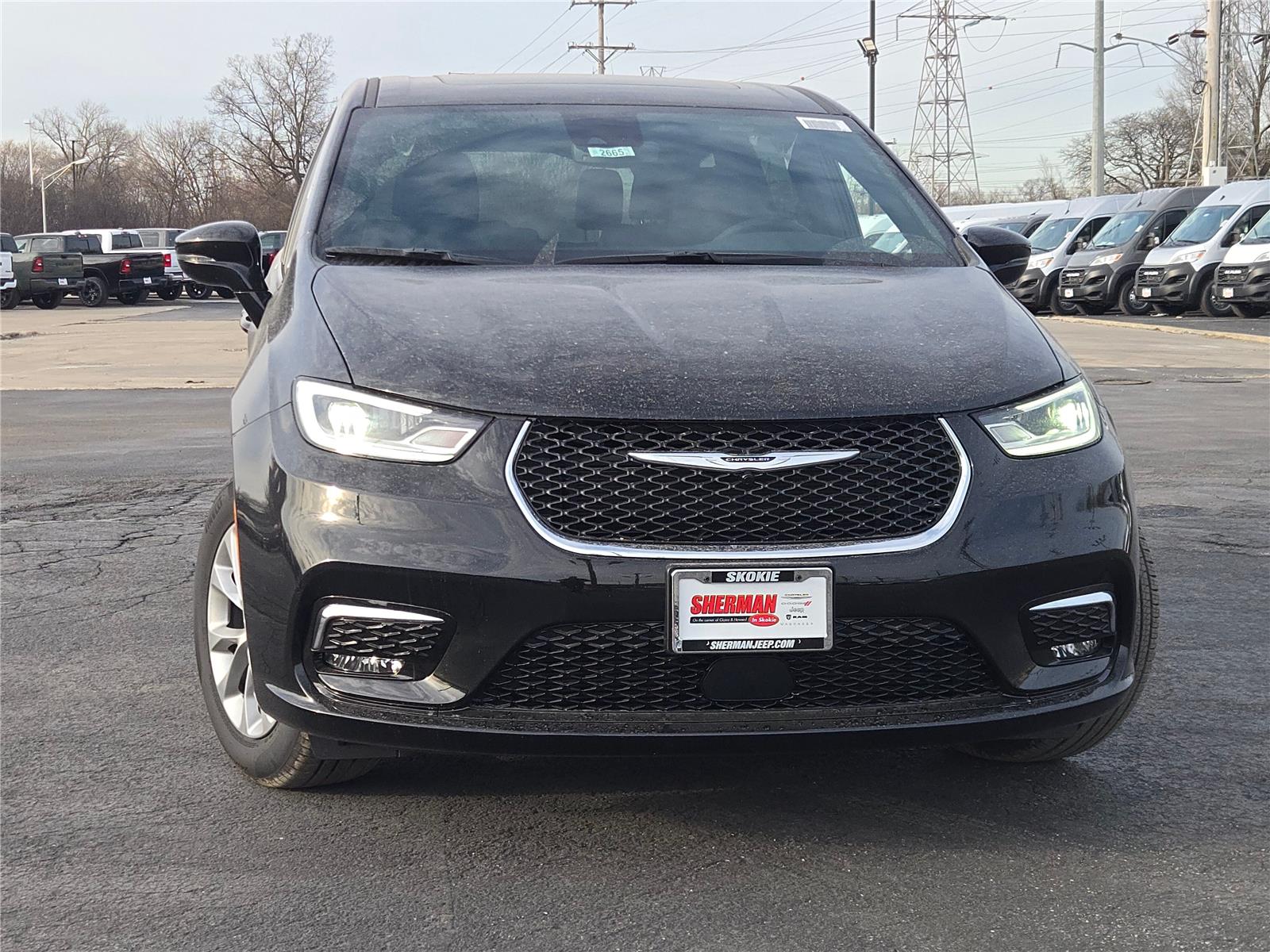 View vehicle photo 3